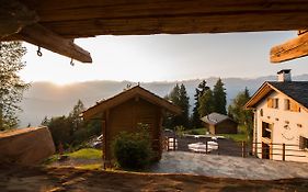 Les Mazots De La Source & Spa